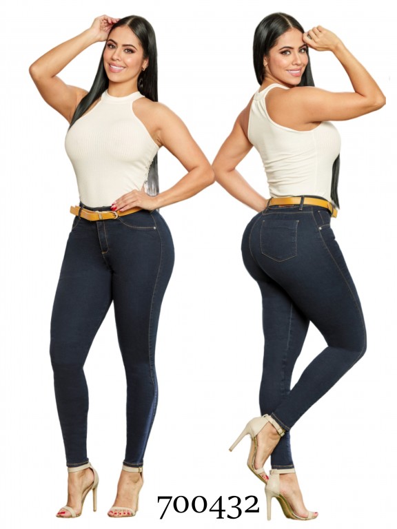 Jeans Levantacola Colombiano
